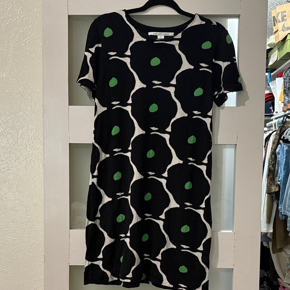 Diane Von Furstenberg Black and Green Floral Mini Dress